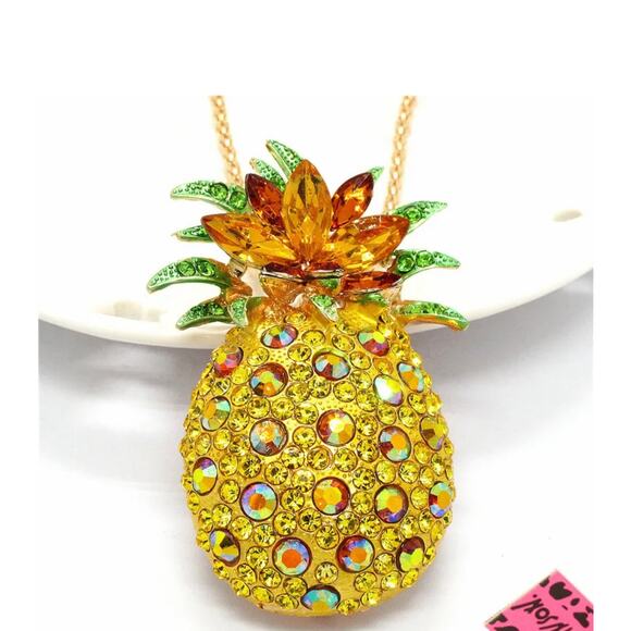 Betsey Johnson Pineapple Pendant Necklace Rhinestone Crusted Fruit Salad NWT - Picture 3 of 8